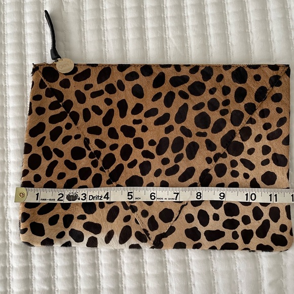 NWT Clare V. Pony Hair Leopard Print Fold over clutch Handbag - Picture 8 of 8